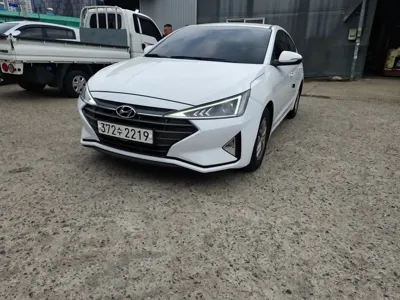 Hyundai Avante · 2020 год