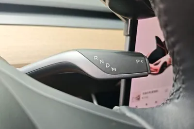 Tesla Model 3 2019, 54400 км, за 114226.28 CNY - фото 16