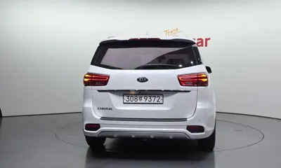 Kia Canival 2019, 176589 км, за 9500000 KRW