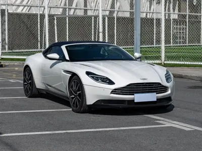 Aston Martin DB11 2019, 12000 км, за 1390000 CNY - фото 3