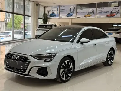Audi A3 · 2023 год