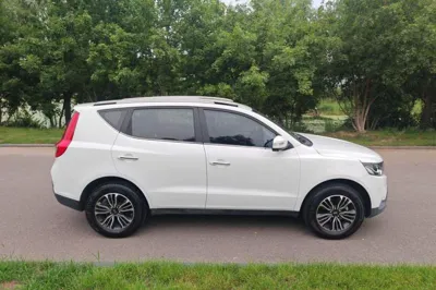 Geely Auto Vision X6 2016, 91000 км, за 35301.85 CNY