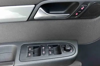 Volkswagen Sharan 2014, 87600 км, за 79189.54 CNY - фото 38