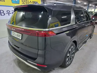 Kia Canival 2023, 10713 км, за 30000000 KRW