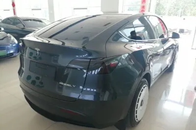 Tesla Model Y 2024, 57699 км, за 229625.72 CNY - фото 6