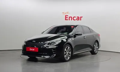 Kia K5 · 2018 год