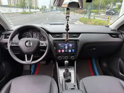 Skoda Octavia 2017, 80000 км, за 28100 CNY - фото 5