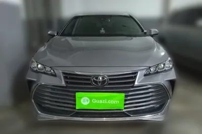 Toyota Avalon 2019, 81400 км, за 108611.16 CNY