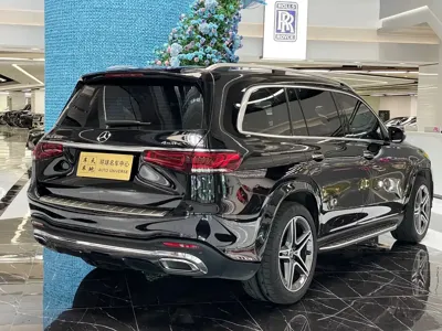 Mercedes-Benz GLS 2023, 51000 км, за 658000 CNY