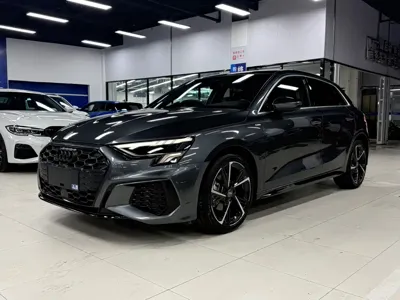 Audi A3 · 2022 год