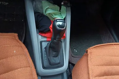 Skoda Fabia 2016, 26600 км, за 38578.48 CNY - фото 11