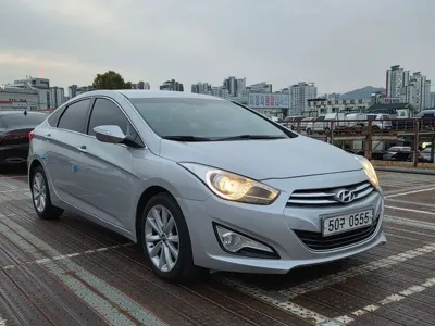 Hyundai i40 2012, 246000 км, за 3090000 KRW