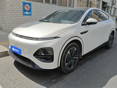 Xpeng G6 · 2023 год