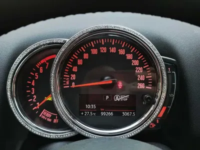 MINI Mini Countryman 2019, 99000 км, за 68800 CNY - фото 5