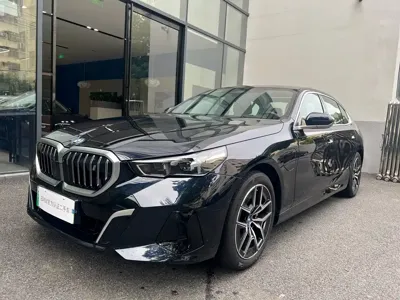 BMW i5 · 2025 год