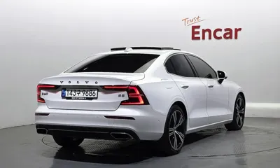 Volvo S60 2022, 81088 км, за 24990000 KRW
