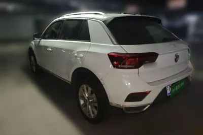 Volkswagen T-Roc 2018, 82300 км, за 54694.45 CNY