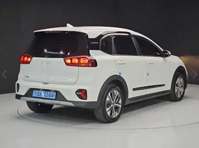 Kia Niro 2023, 260581 км, за 12390000 KRW