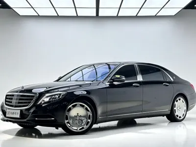 Mercedes-Benz S-Class · 2015 год