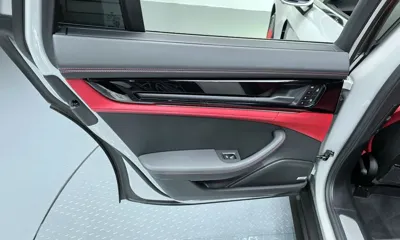 Porsche Panamera 2025, 9009 км, за 179000000 KRW - фото 25