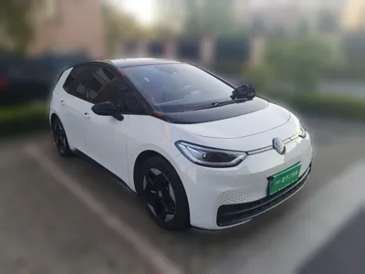 Volkswagen ID.3 2025, 12600 км, за 111099.21 CNY