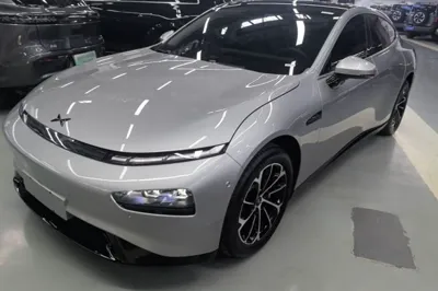 Xpeng P7 · 2022 год