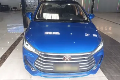 BYD Song Max 2017, 94400 км, за 55433.84 CNY