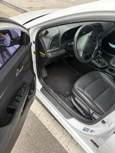 Hyundai Avante 2017, 59000 км, за 10500000 KRW - фото 5