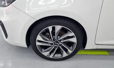 Kia Carens 2017, 180262 км, за 5990000 KRW - фото 5