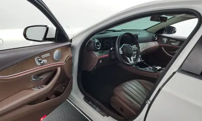 Mercedes-Benz E-Class 2019, 101729 км, за 25900000 KRW - фото 10