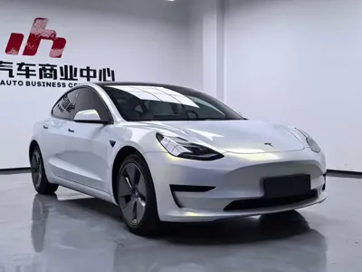 Tesla Model 3 2022, 36000 км, за 107000 CNY