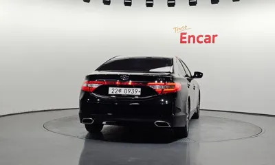 Hyundai Grandeur 2016, 139905 км, за 7990000 KRW
