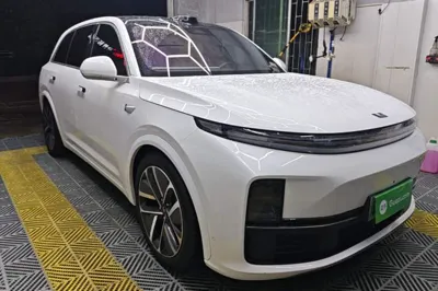 Li Auto L7 2024, 40800 км, за 242041.7 CNY