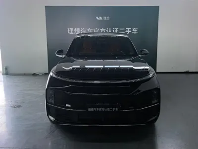 Li Auto Li L8 2022, 63800 км, за 189800 CNY