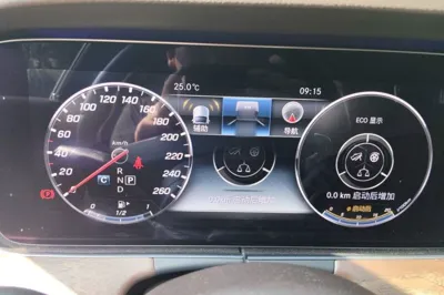 Mercedes-Benz E-Class 2018, 126400 км, за 174768.99 CNY - фото 10