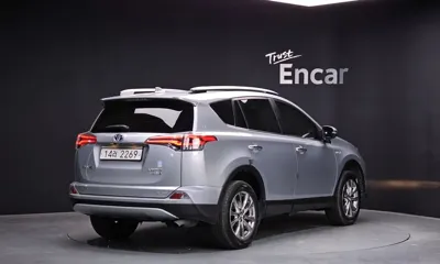 Toyota RAV4 2018, 102472 км, за 22800000 KRW