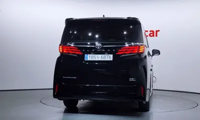 Toyota Alphard 2024, 9518 км, за 103700000 KRW