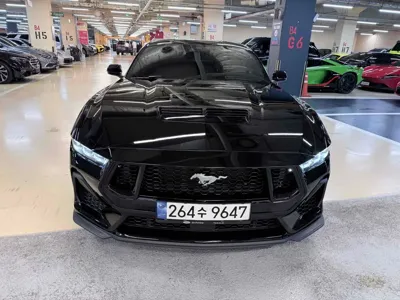Ford Mustang 2024, 19400 км, за 61200000 KRW