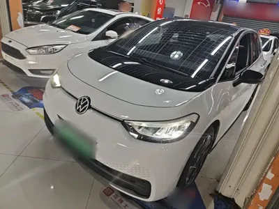Volkswagen ID.3 · 2025 год