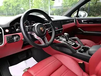 Porsche Cayenne 2020, 73000 км, за 344900 CNY - фото 12