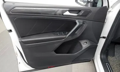 Volkswagen Tiguan 2020, 50328 км, за 22900000 KRW - фото 24