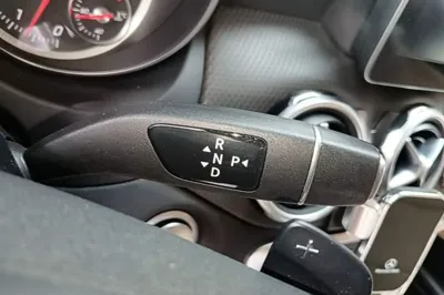 Mercedes-Benz GLA 2017, 106199 км, за 76776.83 CNY - фото 16