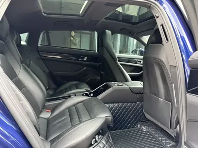 Porsche Panamera 2020, 130000 км, за 498800 CNY - фото 9