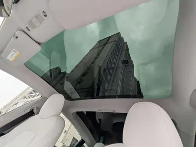 Tesla Model 3 2021, 58000 км, за 125800 CNY - фото 7