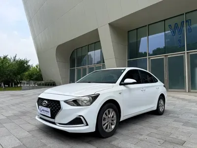 Hyundai Elantra · 2021 год