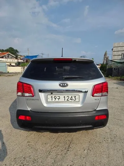Kia Sorento 2010, 175000 км, за 3900000 KRW
