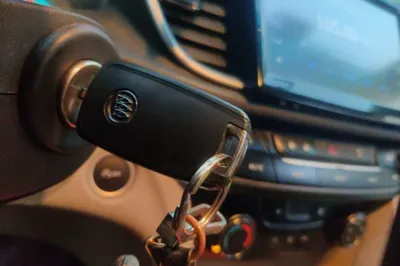 Buick GT 2015, 87000 км, за 25444.49 CNY - фото 9