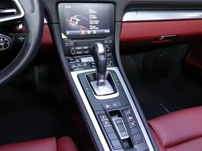 Porsche 718 2024, 12000 км, за 468000 CNY - фото 9