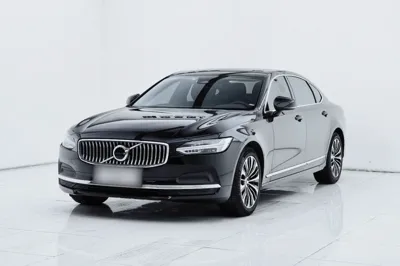Volvo S90 · 2025 год