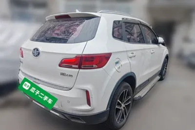 Bestune X40 2018, 39200 км, за 36246.77 CNY